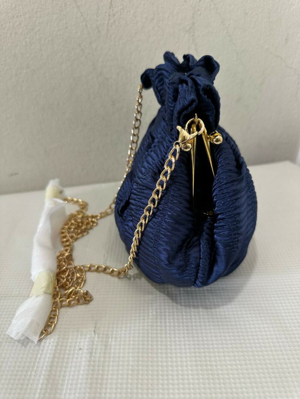 Stunning Navy Blue Ruching Satin Drawstring Crossbody Clutch Evening Purse - Picture 3 of 8